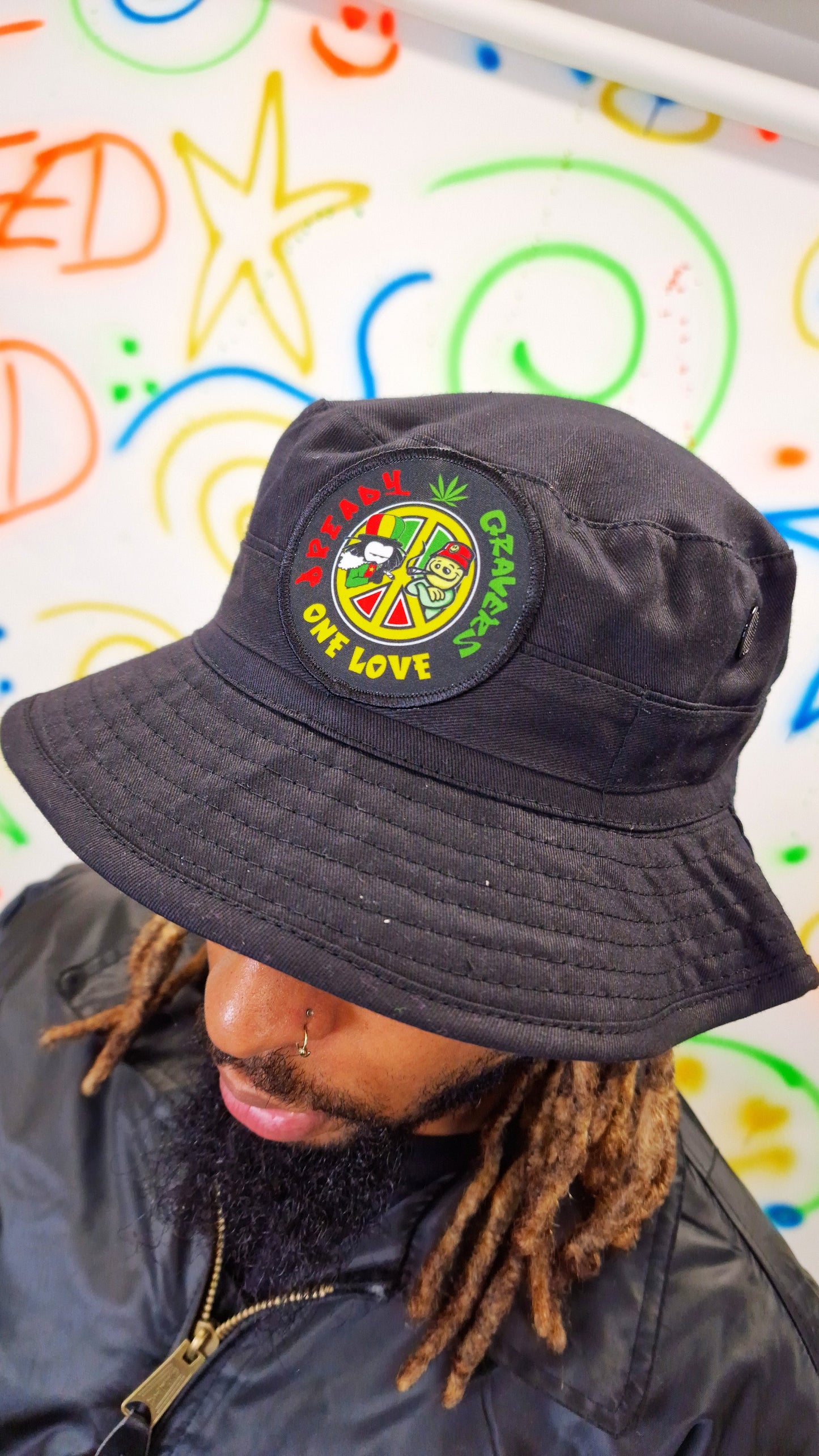 Qravers : Dready One Love Patch Cargo Hat Black -